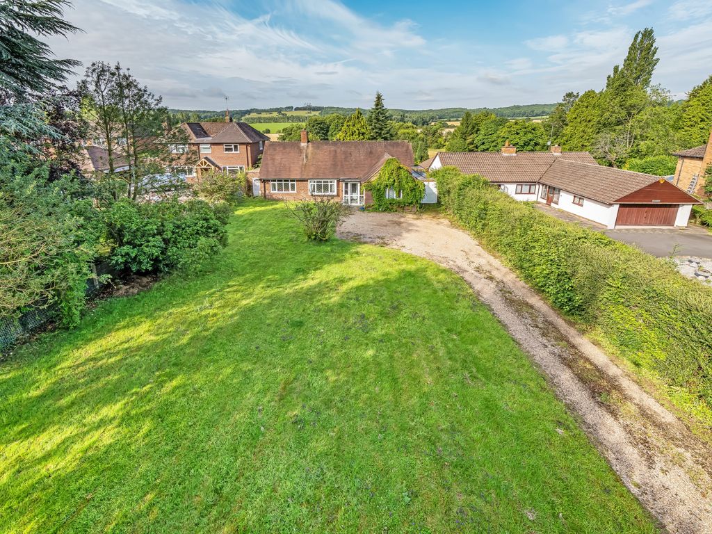 3 bed detached bungalow for sale in Grange Lane, Alvechurch, Birmingham