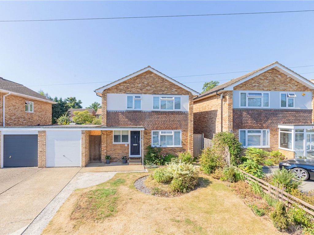 Bartel Close, Hemel Hempstead HP3  