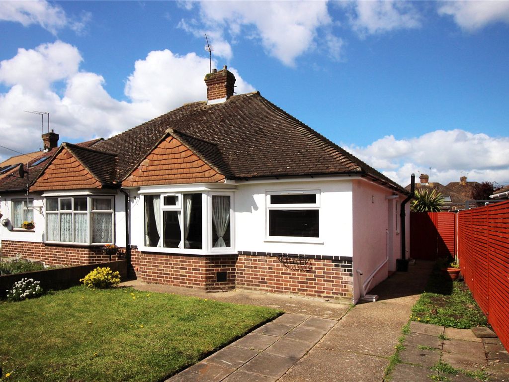 1 bed bungalow for sale in Staines, Surrey TW18 Zoopla