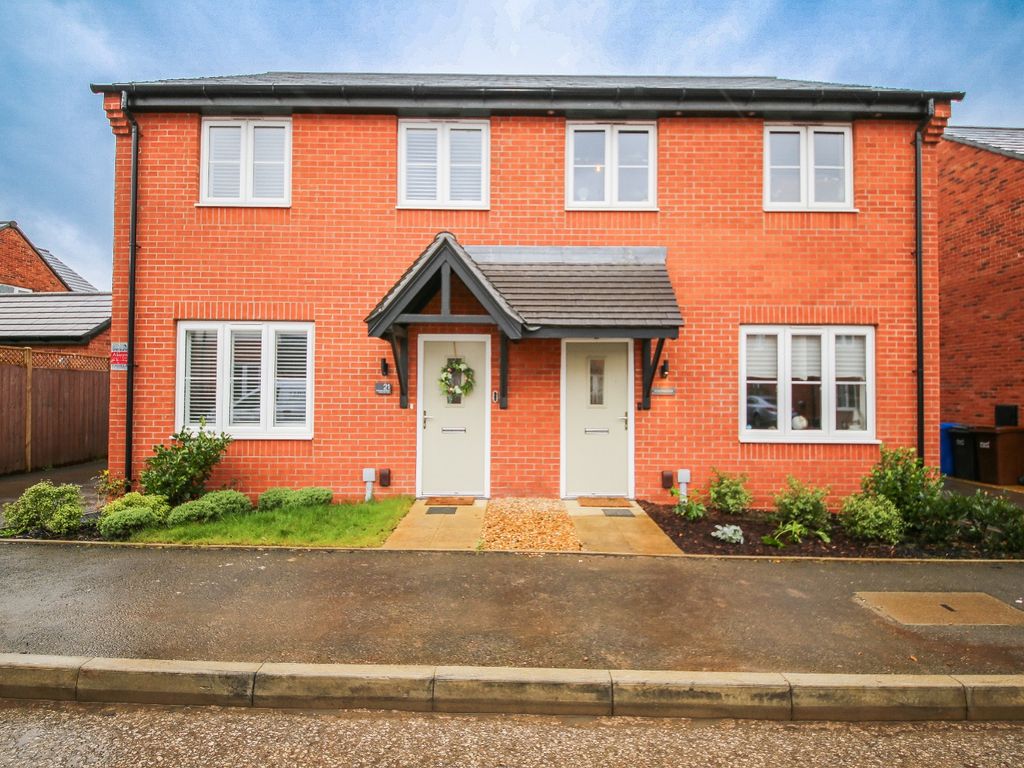 3 bed semidetached house for sale in Softrush Park, Standish, Wigan