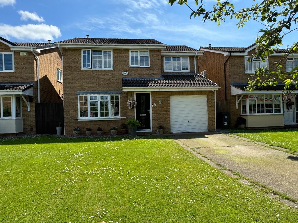 4 bed detached house for sale in Girton Walk, Darlington DL1, £270,000