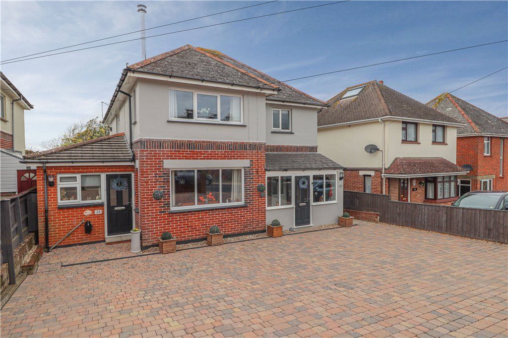 4 bed detached house for sale in The Fairway, Sandown PO36 Zoopla