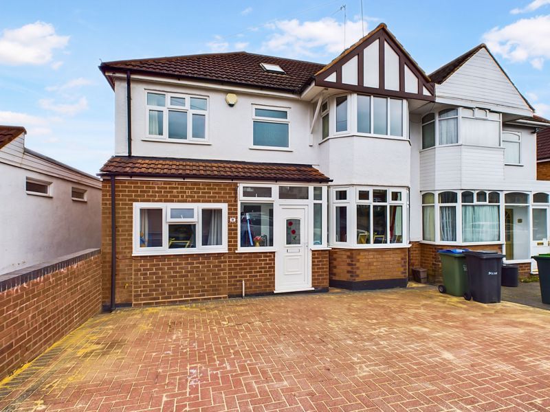 5 bed semidetached house for sale in Perry Hill Road, Oldbury B68, £