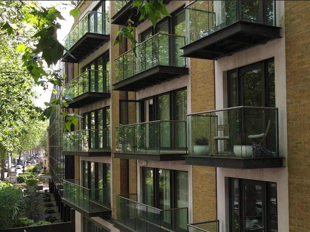 New home, Studio for sale in Chiswick High Road, London W4, £480,000