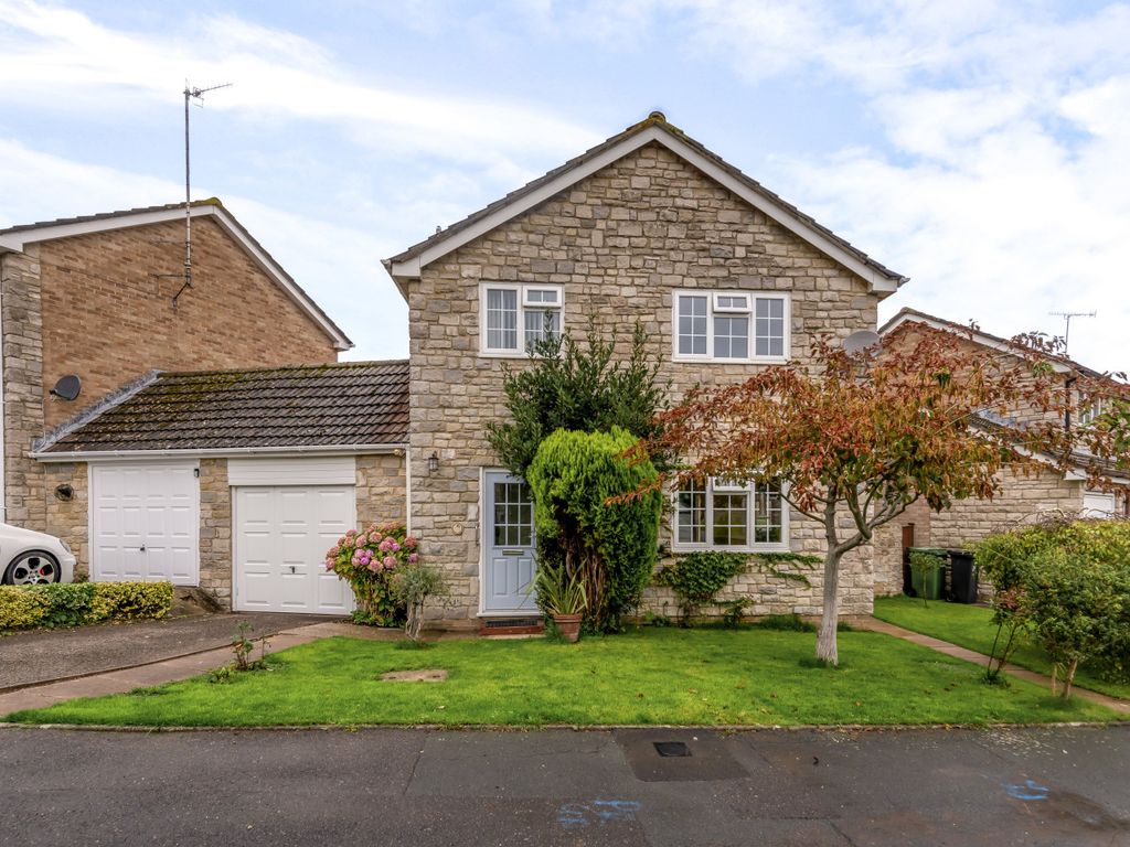 3 bed linkdetached house for sale in Wyke Oliver Close, Weymouth