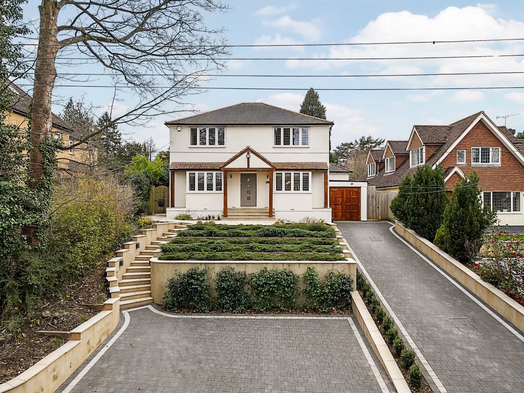 4 bed detached house for sale in Warren Road, Orpington, Kent BR6, £