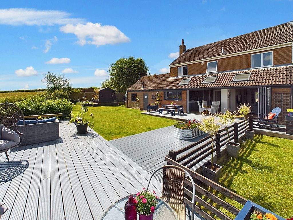 5 bed detached house for sale in Melville Road, Croxton, Thetford