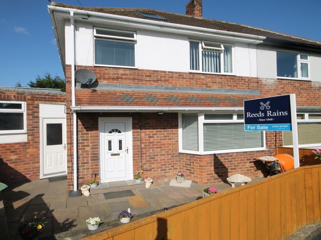 3 bed semidetached house for sale in Greens Beck Road, StocktonOn