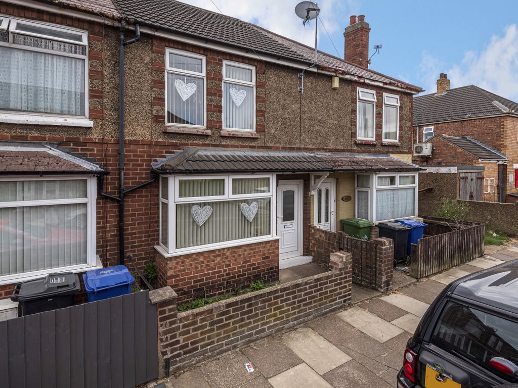 2 bed terraced house for sale in Roseveare Avenue, Grimsby DN34 Zoopla