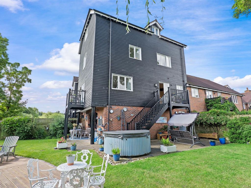 4 bed town house for sale in Avon Mill Place, Pershore WR10 Zoopla