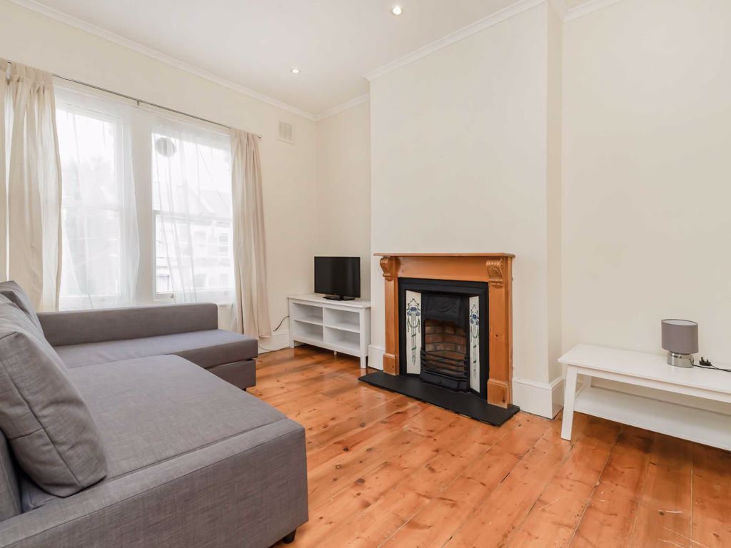 2 bed flat to rent in Denholme Road, London W9 Zoopla