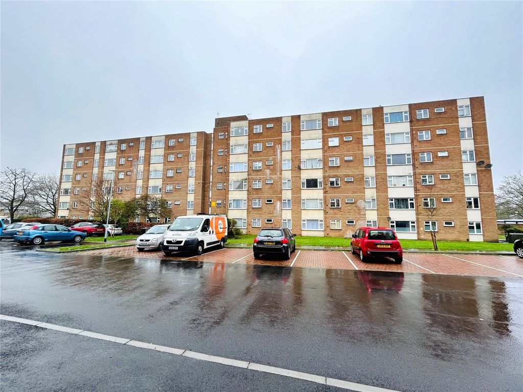 1 bed flat for sale in Bittern Way, Letchworth Garden City SG6 Zoopla