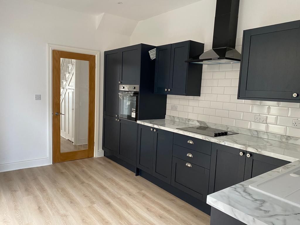 3 bed property to rent in Bryn Road, Llanelli SA15, £925 pcm Zoopla