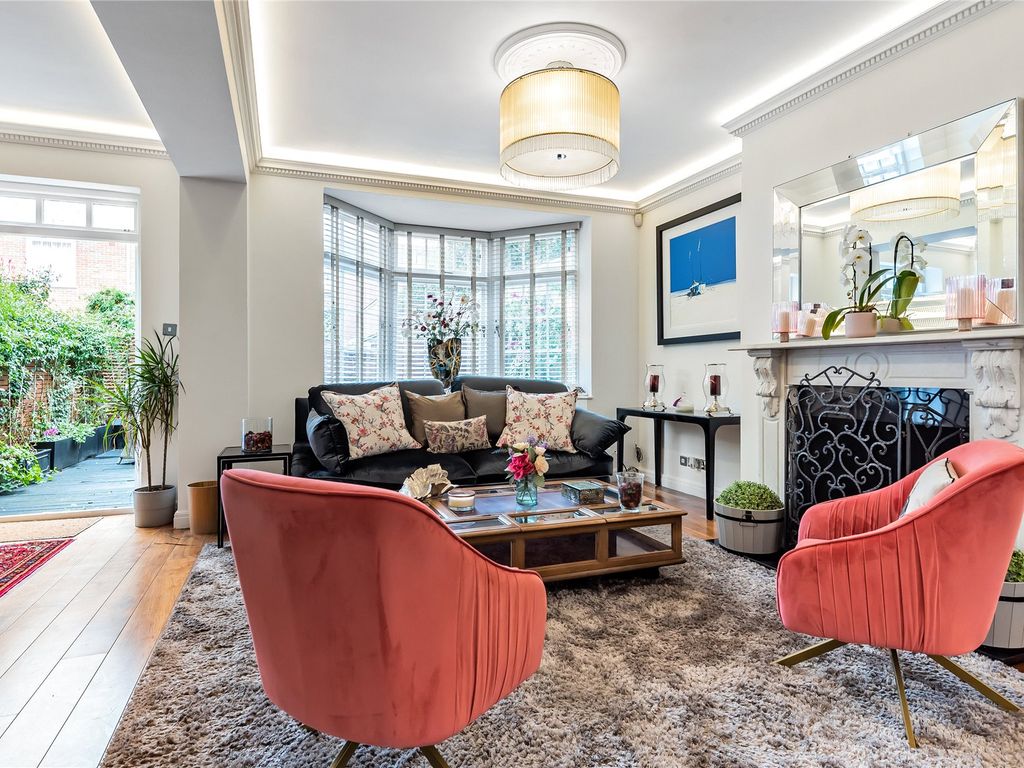 Manresa Road, Chelsea, London SW3  