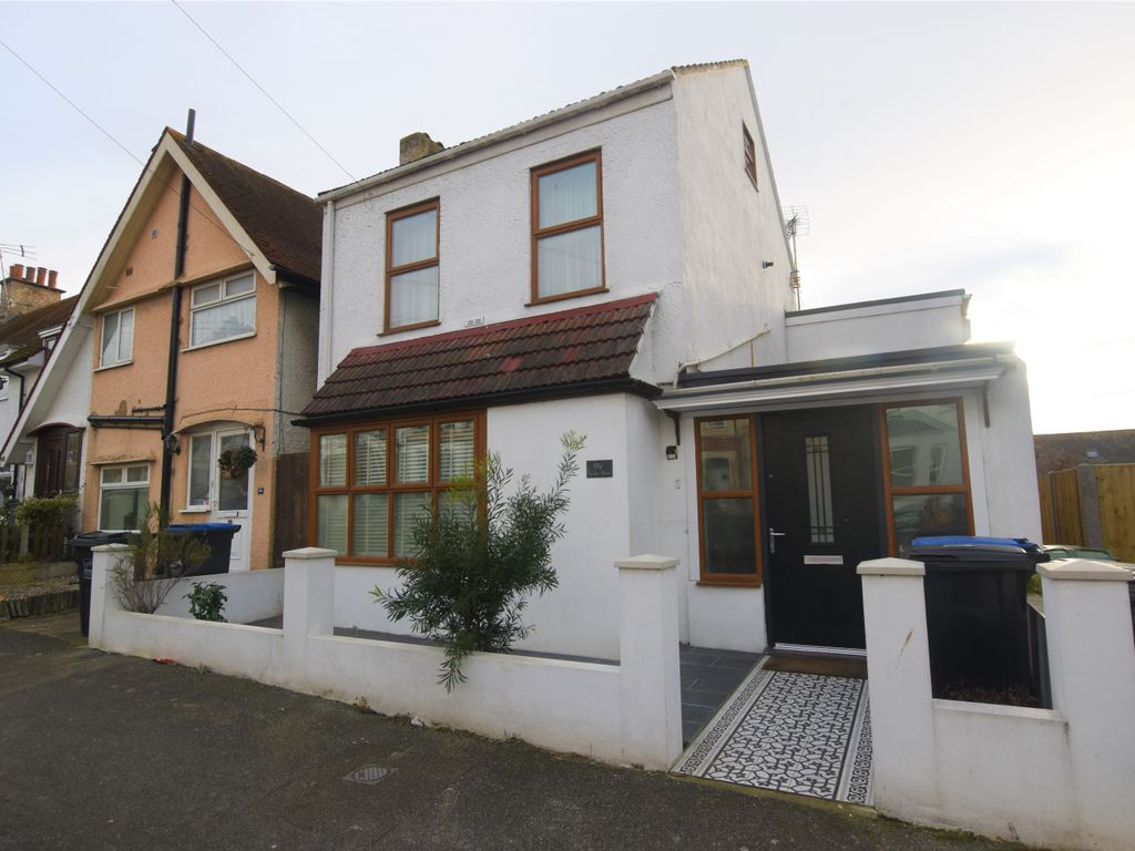 3 bed detached house to rent in Victoria Avenue, Margate CT9 Zoopla