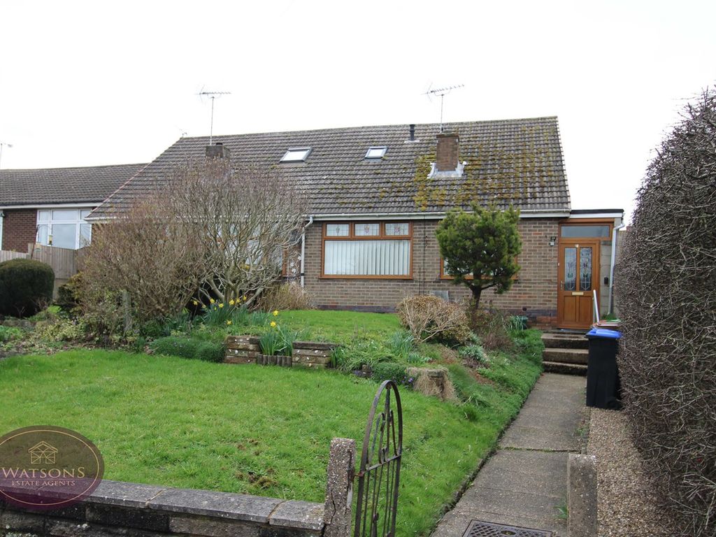 3 bed semidetached bungalow for sale in Alfreton Road, Selston