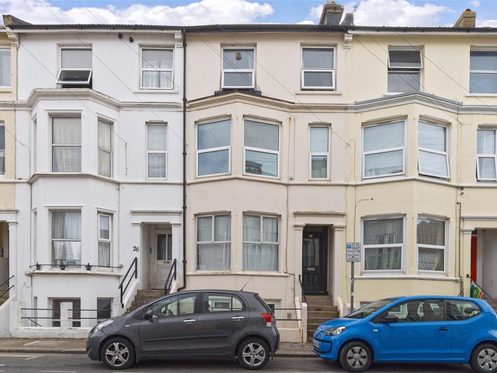 2 bed flat for sale in Crescent Road, Worthing BN11, £180,000 Zoopla
