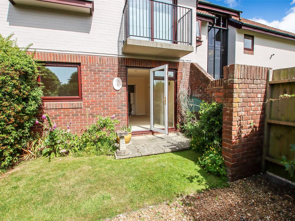 1 bed flat for sale in Parish Court, Emsworth Road, Lymington SO41 Zoopla