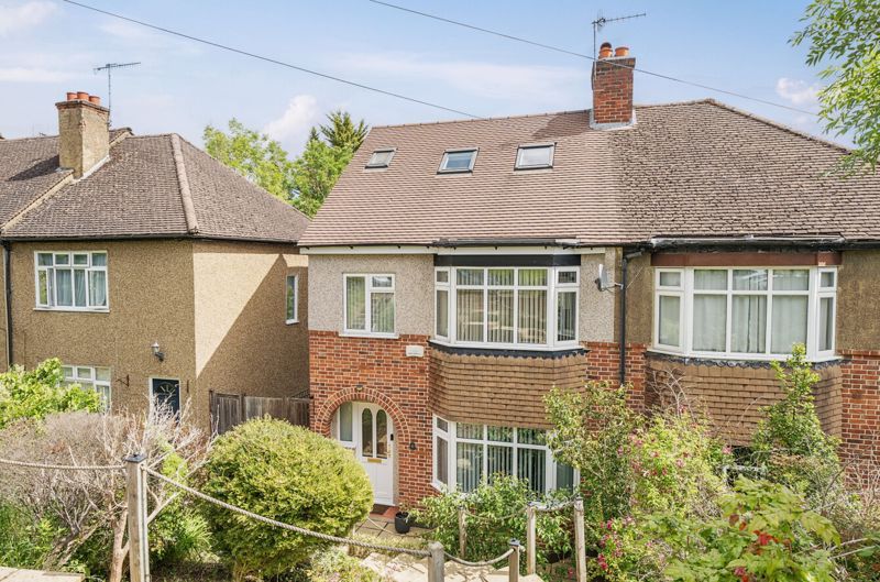 4 bed semidetached house for sale in Oaks Road, Kenley CR8, £565,000
