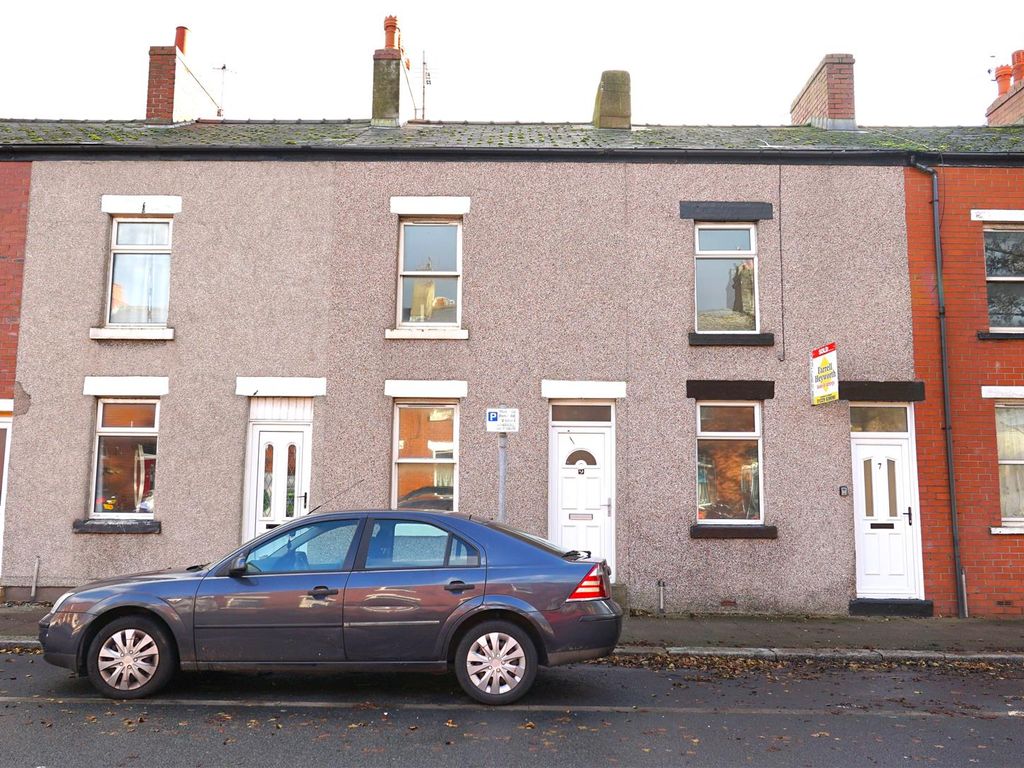 2 bed terraced house to rent in St. Vincent Street, BarrowInFurness
