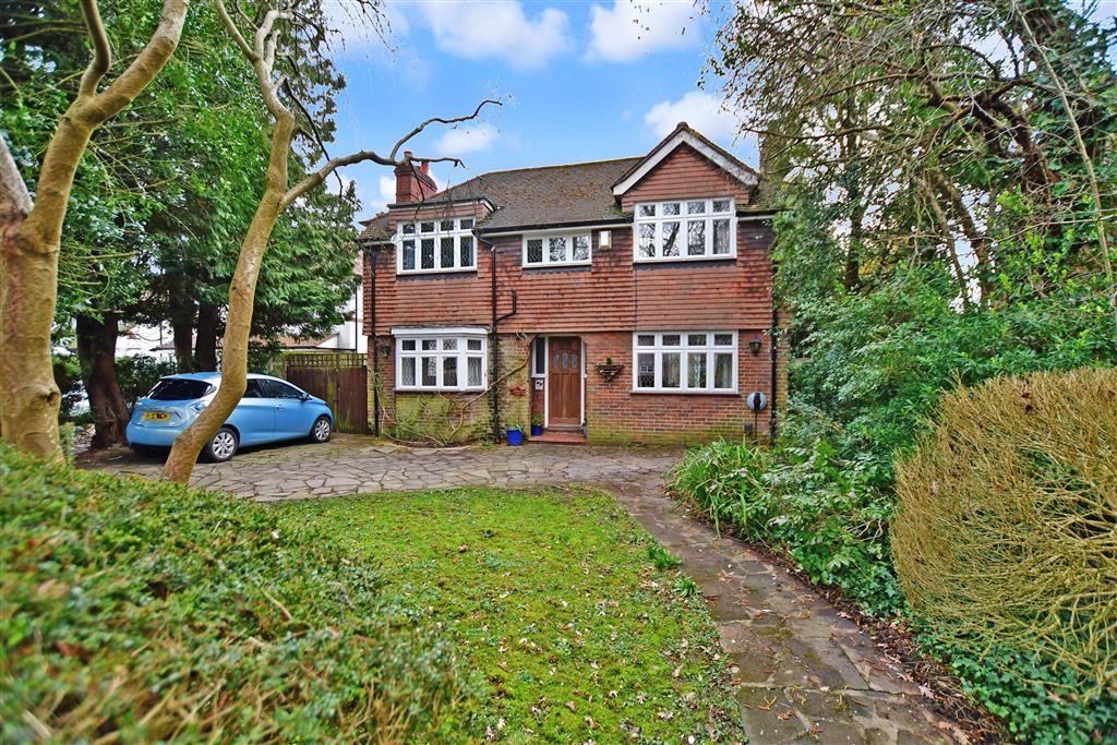 3 bed detached house for sale in Haroldslea Drive, Horley, Surrey RH6