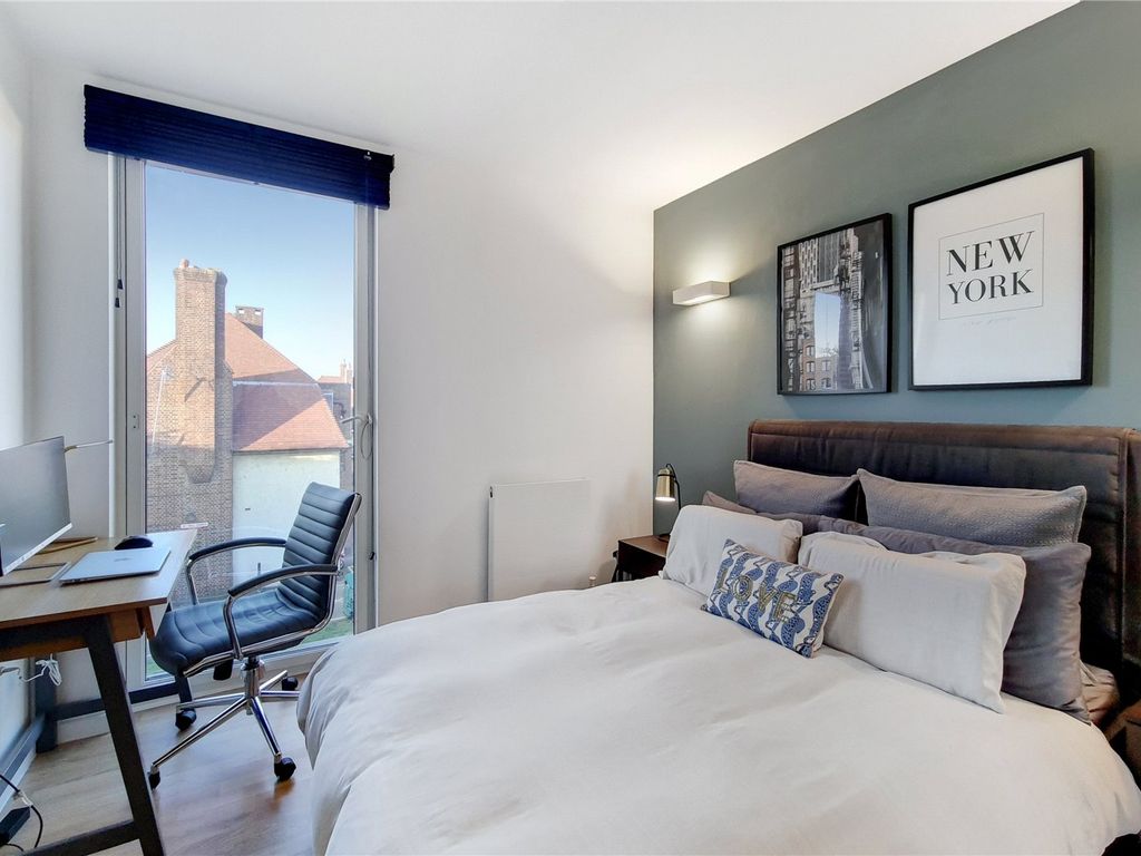 Mountearl Gardens Streatham London SW16