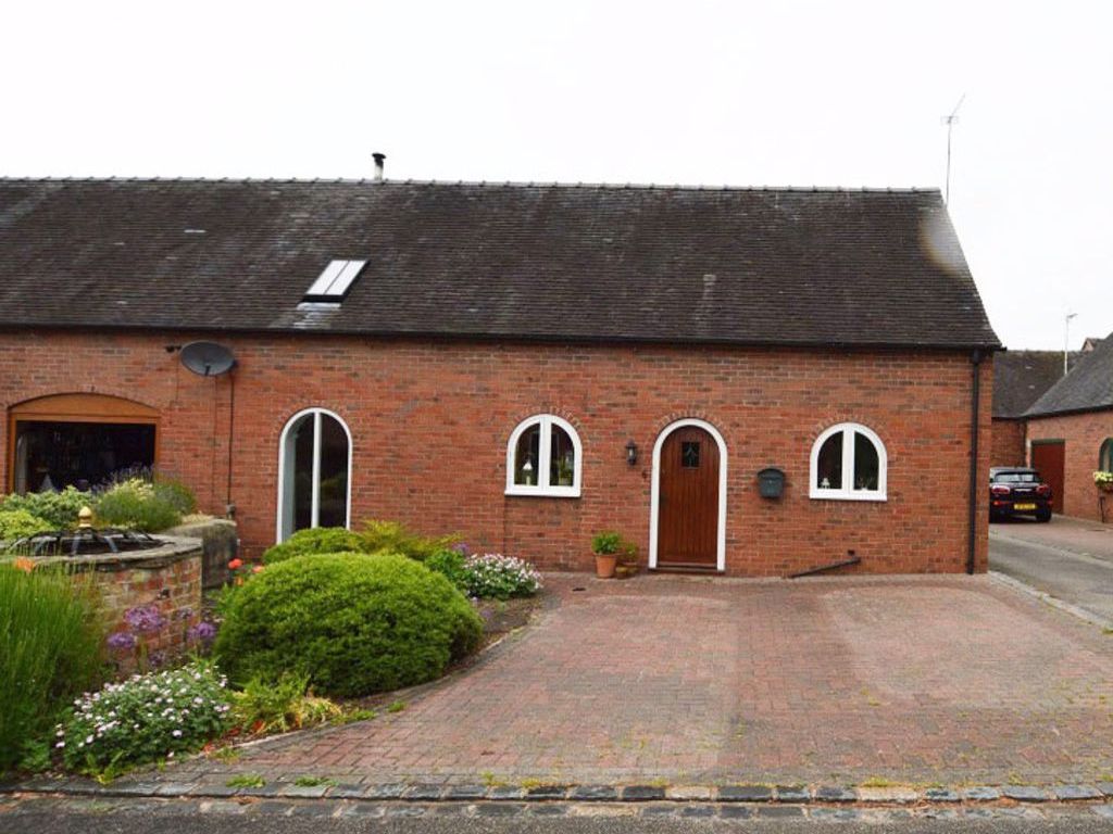 2 bed barn conversion for sale in Castrum Court, Rocester, Uttoxeter ...