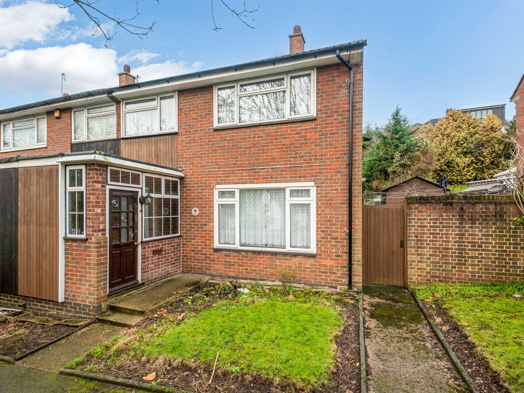 3 bed end terrace house for sale in Well Hall Road, London SE9 Zoopla
