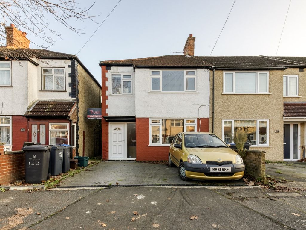 Rosemead Avenue, Mitcham CR4  