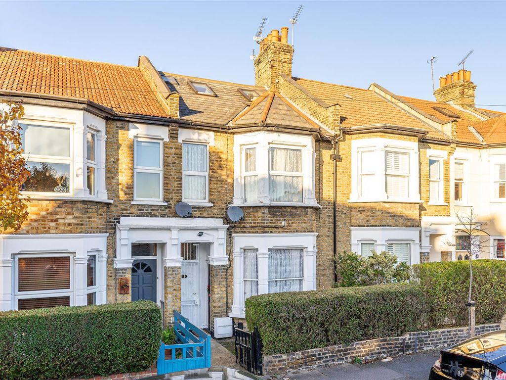 Cottenham Road, London E17  