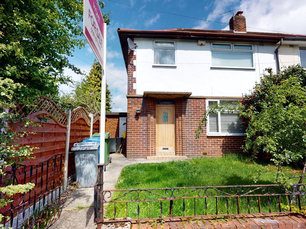 3 bed semidetached house for sale in Elm Drive, Stretford, Manchester