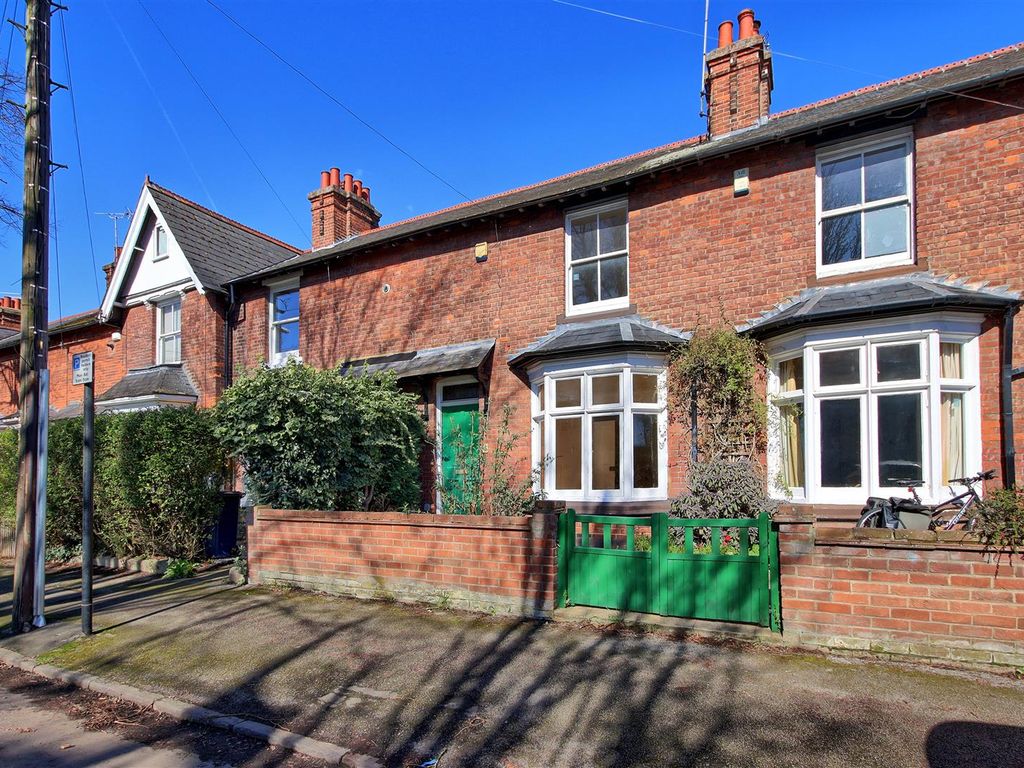 2 bed terraced house for sale in Humberstone Road, Cambridge CB4 Zoopla