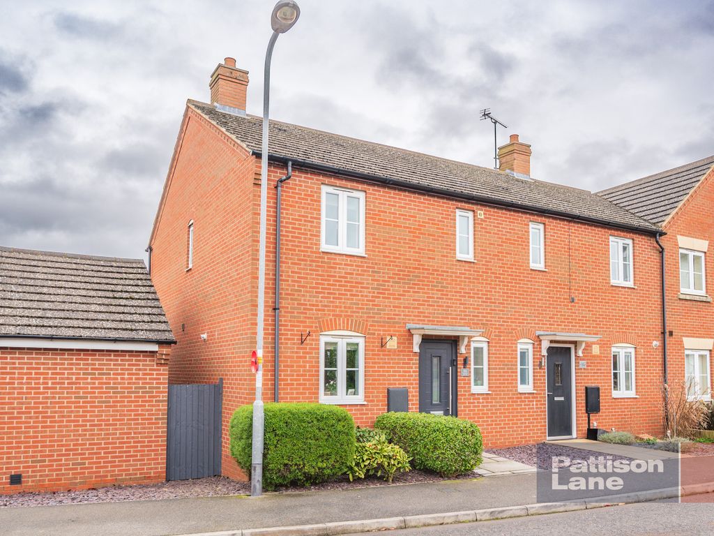 3 bed end terrace house for sale in Ironwood Avenue, Desborough
