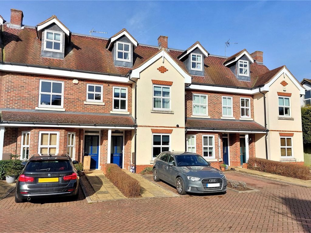 4 bed detached house for sale in Tilt Road, Cobham, Surrey KT11 Zoopla