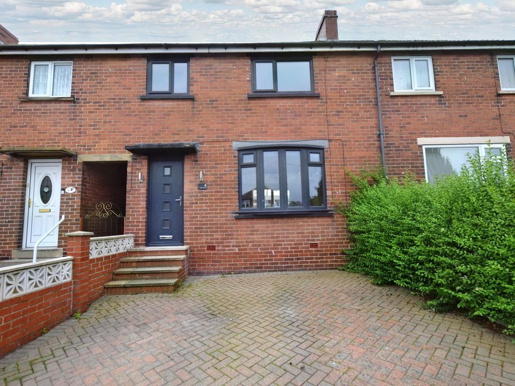 3 bed terraced house to rent in Lees Avenue, Penistone, Sheffield S36