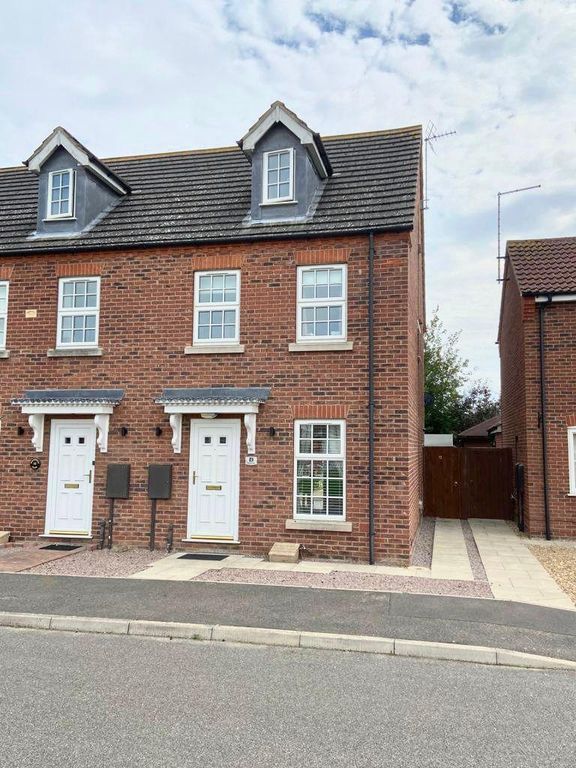 3 bed terraced house for sale in Woodrow Place, Spalding PE11 Zoopla