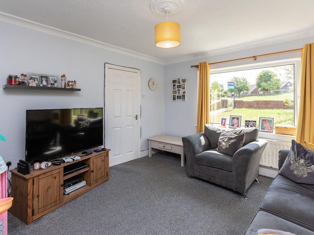 3 bed semidetached house for sale in Northfield Drive, Pontefract WF8