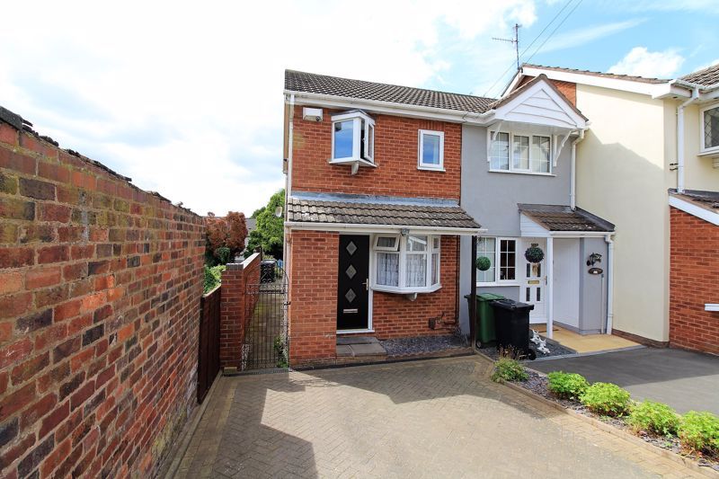 1 bed end terrace house for sale in Church Street, Brierley Hill DY5, £132,500 Zoopla