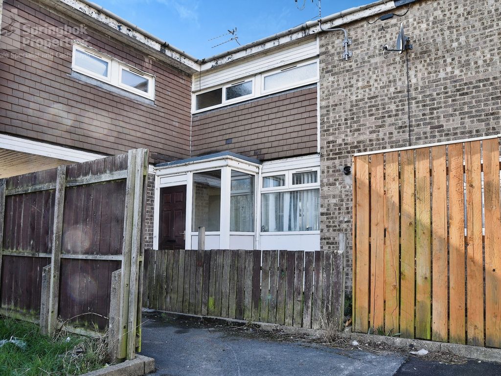 4 bed terraced house for sale in Stroud Crescent East, Hull, North