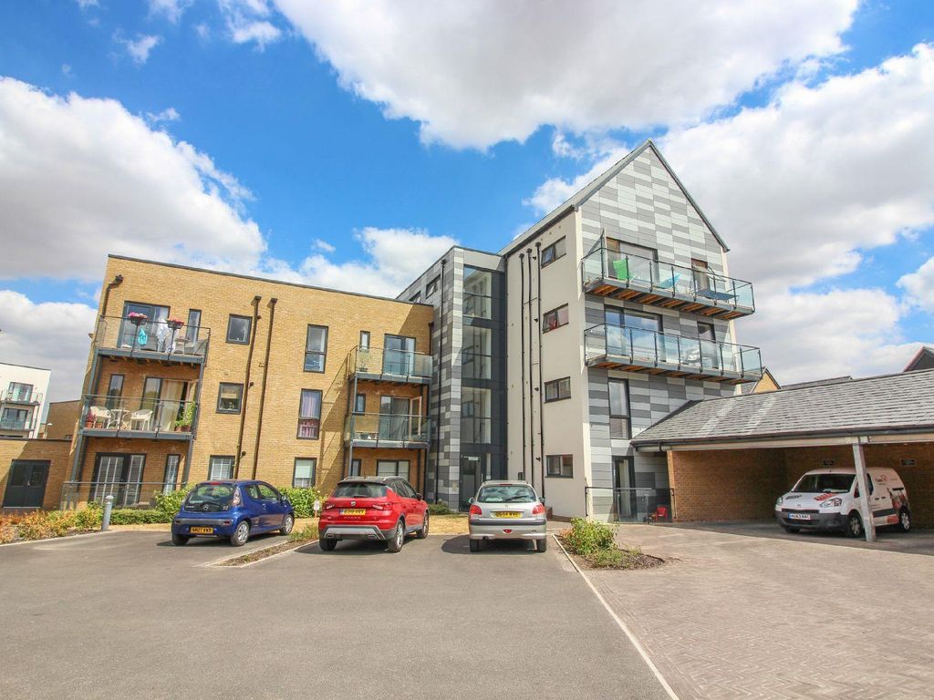 2 bed flat to rent in Crossbill Way, Newhall, Harlow CM17 Zoopla