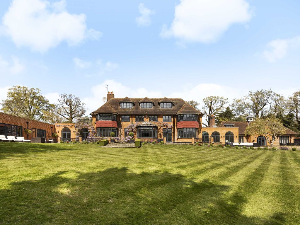 10 bed detached house for sale in The Ridgeway, Cuffley, Hertfordshire