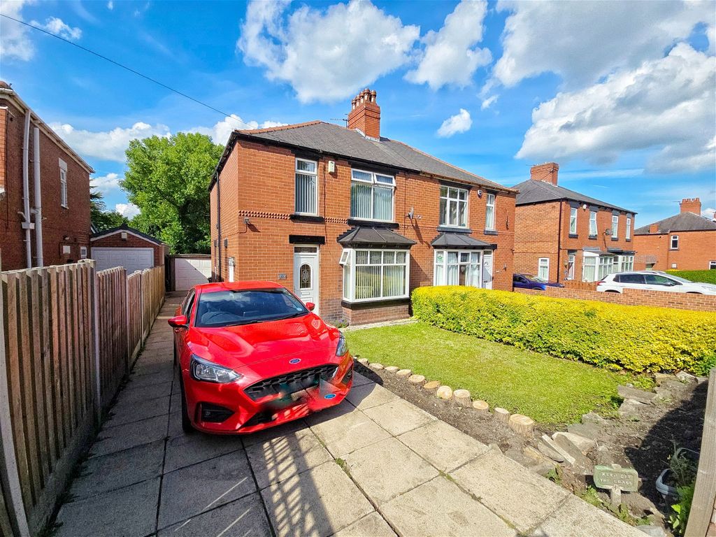 3 bed semidetached house for sale in Dodworth Road, Barnsley S70, £