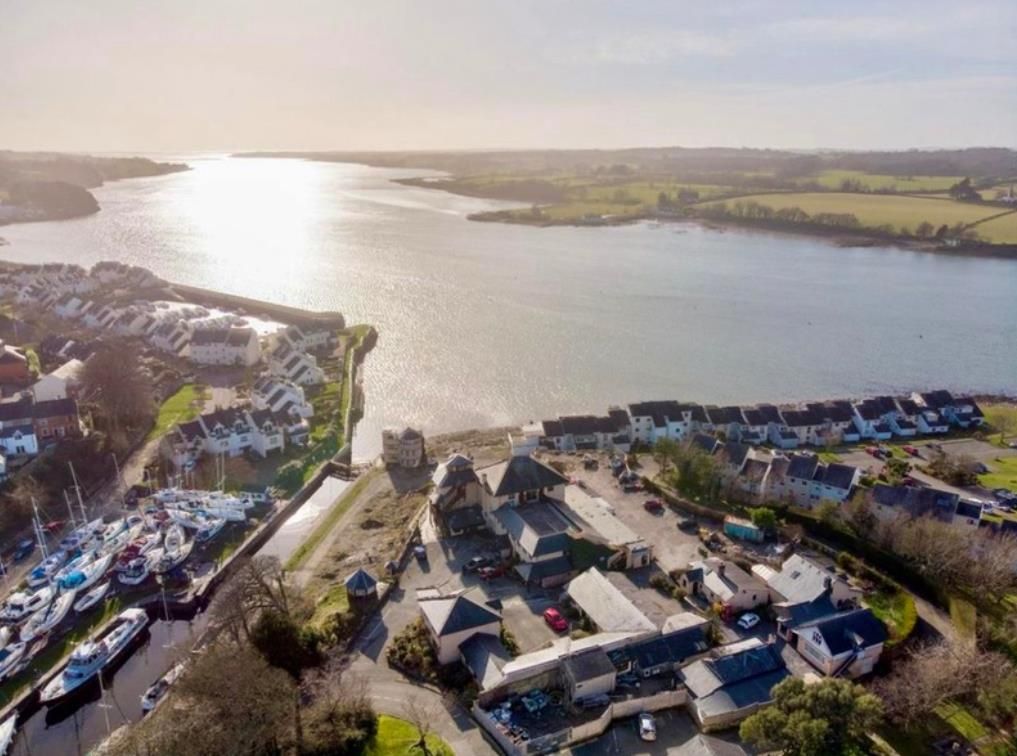 2 bed terraced house for sale in Porth Y Llechen, Y Felinheli LL56, £