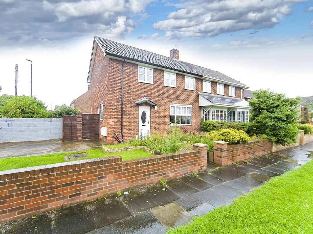 3 bed semidetached house for sale in Danby Grove, Seaton Carew