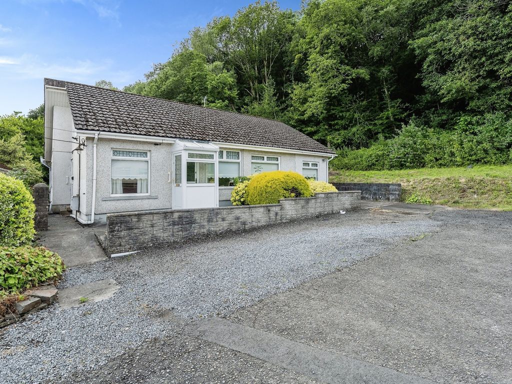 3 bed detached bungalow for sale in Woodside, Cadoxton, Neath SA10 Zoopla