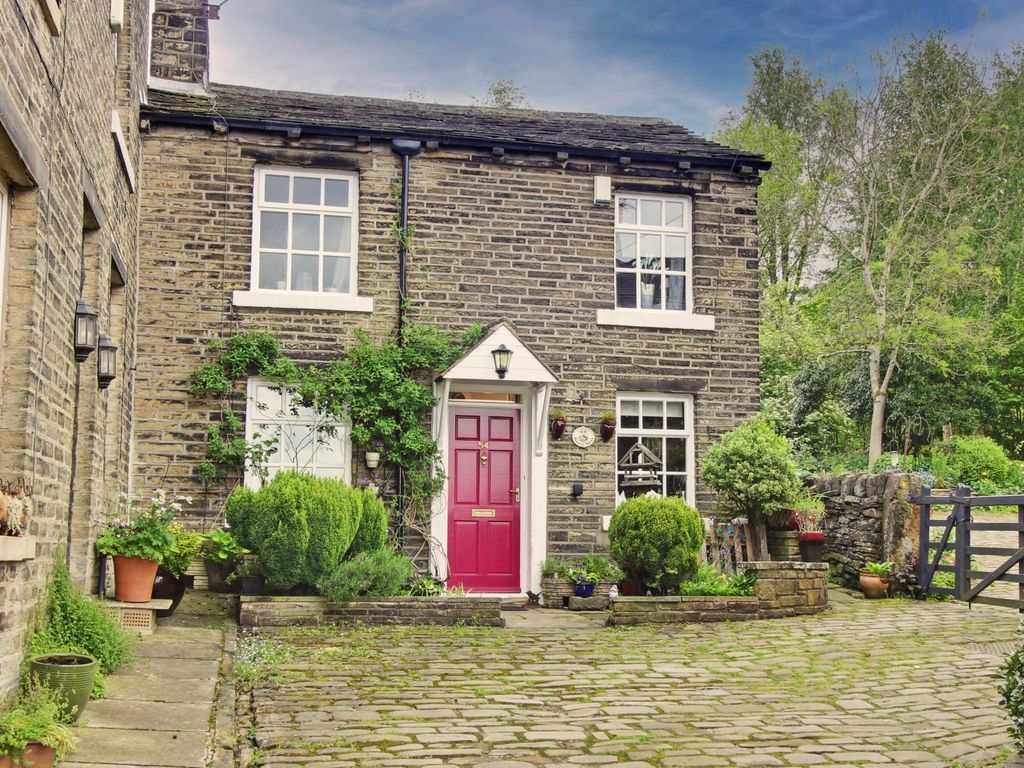 2 bed link detached house for sale in 54 Towngate, Luddendenfoot