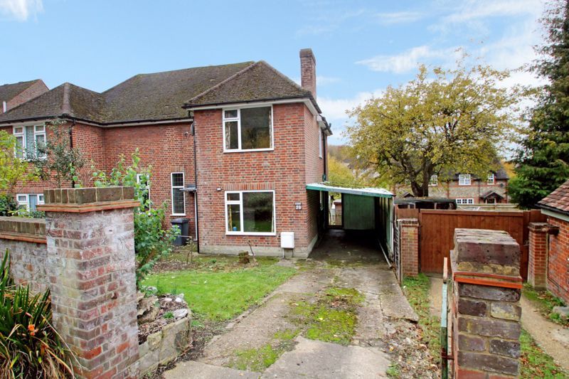 3 bed semidetached house for sale in New Road, High HP12 Zoopla