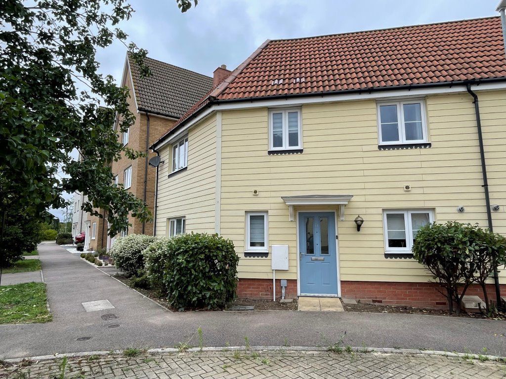 3 bed property to rent in Jackdaw Drive, Stanway, Colchester CO3, £1,400 pcm Zoopla