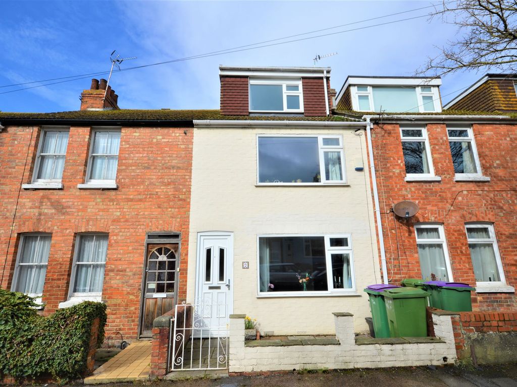 3 bed terraced house for sale in Southbourne Road, Folkestone CT19 Zoopla