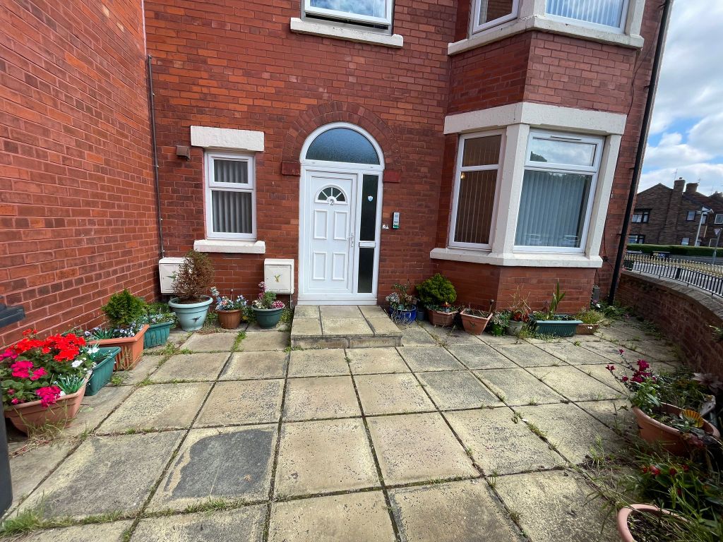 1 bed flat to rent in Norman Street, Claughton, Wirral CH41, £650 pcm